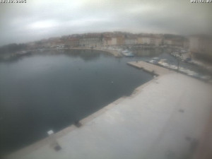 Město Cres - Přístav Cres - 18.12.2025 v 08:46 Město Cres - Přístav Cres - 18.12.2025 v 08:46