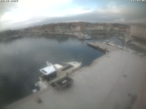 Město Cres - Přístav Cres - 18.12.2025 v 11:46 Město Cres - Přístav Cres - 18.12.2025 v 11:46