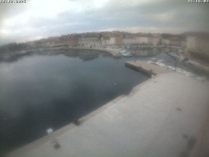 Město Cres - Přístav Cres - 18.12.2025 v 15:16 Město Cres - Přístav Cres - 18.12.2025 v 15:16