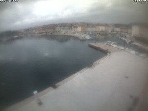 Město Cres - Přístav Cres - 18.12.2025 v 16:16 Město Cres - Přístav Cres - 18.12.2025 v 16:16