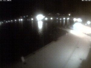 Město Cres - Přístav Cres - 21.12.2025 v 05:46 Město Cres - Přístav Cres - 21.12.2025 v 05:46