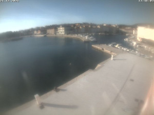 Město Cres - Přístav Cres - 21.12.2025 v 13:46 Město Cres - Přístav Cres - 21.12.2025 v 13:46