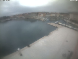 Město Cres - Přístav Cres - 23.12.2025 v 09:31 Město Cres - Přístav Cres - 23.12.2025 v 09:31