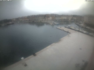 Město Cres - Přístav Cres - 23.12.2025 v 10:01 Město Cres - Přístav Cres - 23.12.2025 v 10:01