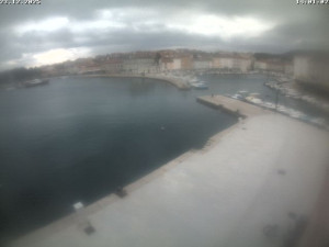 Město Cres - Přístav Cres - 23.12.2025 v 14:01 Město Cres - Přístav Cres - 23.12.2025 v 14:01