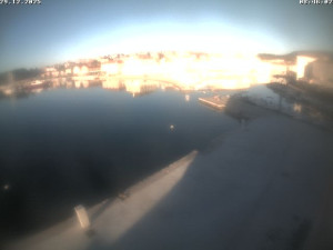 Město Cres - Přístav Cres - 29.12.2025 v 08:46 Město Cres - Přístav Cres - 29.12.2025 v 08:46