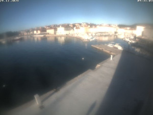 Město Cres - Přístav Cres - 29.12.2025 v 09:31 Město Cres - Přístav Cres - 29.12.2025 v 09:31