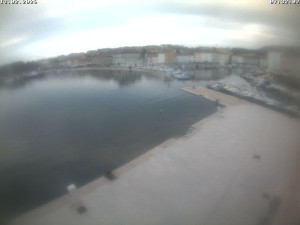 Město Cres - Přístav Cres - 13.2.2026 v 07:32 Město Cres - Přístav Cres - 13.2.2026 v 07:32