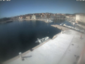 Město Cres - Přístav Cres - 13.2.2026 v 12:32 Město Cres - Přístav Cres - 13.2.2026 v 12:32