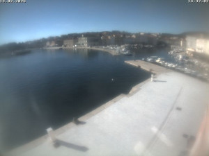 Město Cres - Přístav Cres - 13.2.2026 v 14:32 Město Cres - Přístav Cres - 13.2.2026 v 14:32