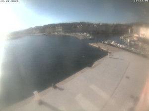 Město Cres - Přístav Cres - 13.2.2026 v 15:32 Město Cres - Přístav Cres - 13.2.2026 v 15:32