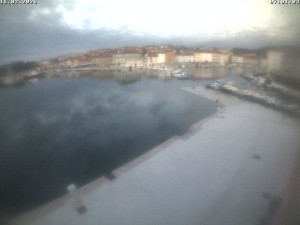 Město Cres - Přístav Cres - 16.2.2026 v 07:02 Město Cres - Přístav Cres - 16.2.2026 v 07:02