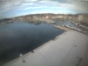 Město Cres - Přístav Cres - 21.2.2026 v 09:32 Město Cres - Přístav Cres - 21.2.2026 v 09:32