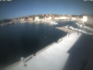 Město Cres - Přístav Cres - 21.2.2026 v 10:17 Město Cres - Přístav Cres - 21.2.2026 v 10:17