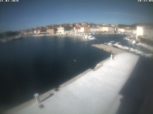 Město Cres - Přístav Cres - 21.2.2026 v 10:32 Město Cres - Přístav Cres - 21.2.2026 v 10:32