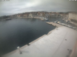 Město Cres - Přístav Cres - 21.2.2026 v 13:32 Město Cres - Přístav Cres - 21.2.2026 v 13:32