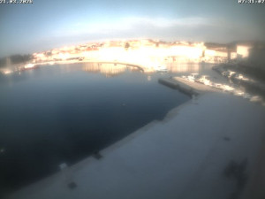 Město Cres - Přístav Cres - 21.3.2026 v 07:32 Město Cres - Přístav Cres - 21.3.2026 v 07:32