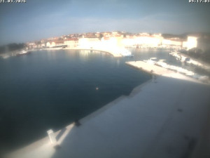 Město Cres - Přístav Cres - 21.3.2026 v 09:17 Město Cres - Přístav Cres - 21.3.2026 v 09:17