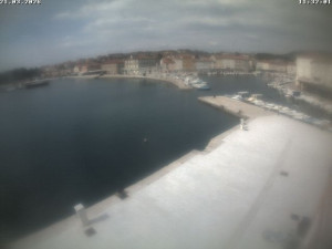 Město Cres - Přístav Cres - 21.3.2026 v 11:32 Město Cres - Přístav Cres - 21.3.2026 v 11:32