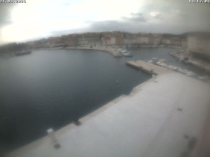 Město Cres - Přístav Cres - 21.3.2026 v 14:17 Město Cres - Přístav Cres - 21.3.2026 v 14:17