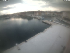 Město Cres - Přístav Cres - 21.3.2026 v 16:02 Město Cres - Přístav Cres - 21.3.2026 v 16:02