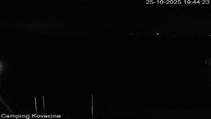Camp Kovačine - Pláž kempu - 25.10.2025 v 19:45 Camp Kovačine - Pláž kempu - 25.10.2025 v 19:45