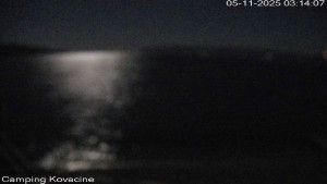 Camp Kovačine - Pláž kempu - 5.11.2025 v 03:15 Camp Kovačine - Pláž kempu - 5.11.2025 v 03:15