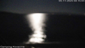 Camp Kovačine - Pláž kempu - 5.11.2025 v 04:15 Camp Kovačine - Pláž kempu - 5.11.2025 v 04:15