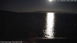 Camp Kovačine - Pláž kempu - 5.11.2025 v 05:30 Camp Kovačine - Pláž kempu - 5.11.2025 v 05:30