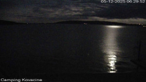 Camp Kovačine - Pláž kempu - 5.12.2025 v 06:30 Camp Kovačine - Pláž kempu - 5.12.2025 v 06:30