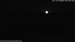 Camp Kovačine - Pláž kempu - 12.12.2025 v 03:45 Camp Kovačine - Pláž kempu - 12.12.2025 v 03:45