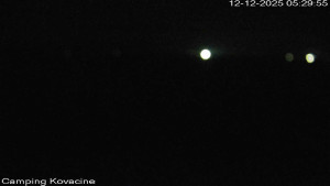 Camp Kovačine - Pláž kempu - 12.12.2025 v 05:30 Camp Kovačine - Pláž kempu - 12.12.2025 v 05:30