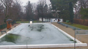 Koupaliště Bystřice pod Hostýnem - Bazén - 14.2.2026 v 11:45 Koupaliště Bystřice pod Hostýnem - Bazén - 14.2.2026 v 11:45