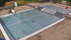 Wading pool