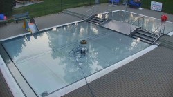 Wading pool