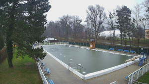 Koupaliště Bystřice pod Hostýnem - Hlavní bazén - 30.3.2023 v 16:00
