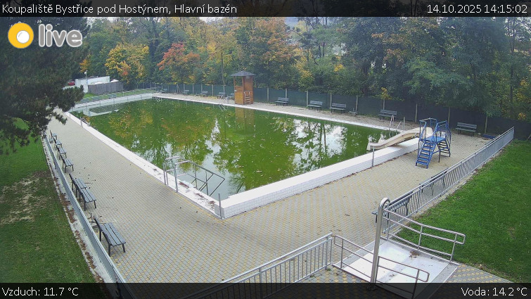 Koupaliště Bystřice pod Hostýnem - Hlavní bazén - 14.10.2025 v 14:15 Koupaliště Bystřice pod Hostýnem - Hlavní bazén - 14.10.2025 v 14:15