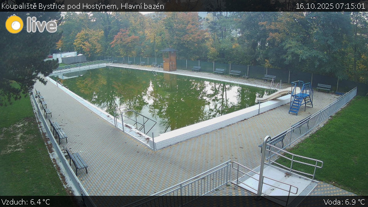 Koupaliště Bystřice pod Hostýnem - Hlavní bazén - 16.10.2025 v 07:15 Koupaliště Bystřice pod Hostýnem - Hlavní bazén - 16.10.2025 v 07:15