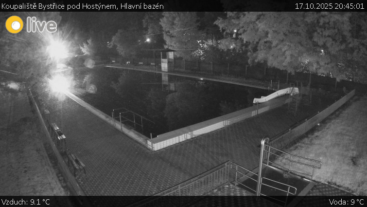 Koupaliště Bystřice pod Hostýnem - Hlavní bazén - 17.10.2025 v 20:45 Koupaliště Bystřice pod Hostýnem - Hlavní bazén - 17.10.2025 v 20:45