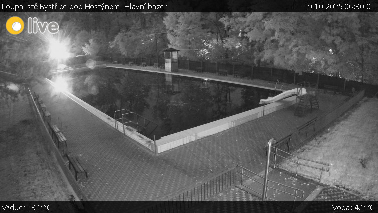 Koupaliště Bystřice pod Hostýnem - Hlavní bazén - 19.10.2025 v 06:30 Koupaliště Bystřice pod Hostýnem - Hlavní bazén - 19.10.2025 v 06:30