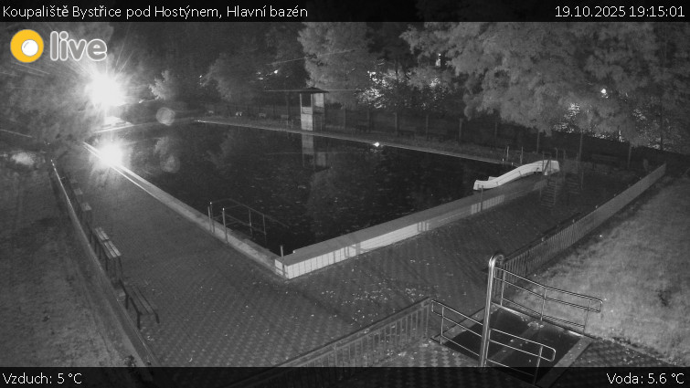 Koupaliště Bystřice pod Hostýnem - Hlavní bazén - 19.10.2025 v 19:15 Koupaliště Bystřice pod Hostýnem - Hlavní bazén - 19.10.2025 v 19:15