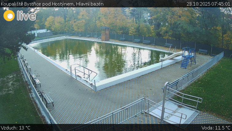 Koupaliště Bystřice pod Hostýnem - Hlavní bazén - 23.10.2025 v 07:45 Koupaliště Bystřice pod Hostýnem - Hlavní bazén - 23.10.2025 v 07:45