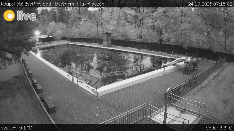 Koupaliště Bystřice pod Hostýnem - Hlavní bazén - 24.10.2025 v 07:15 Koupaliště Bystřice pod Hostýnem - Hlavní bazén - 24.10.2025 v 07:15