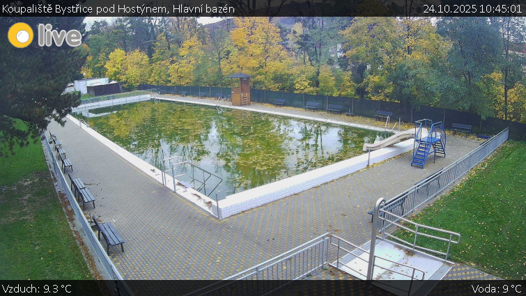 Koupaliště Bystřice pod Hostýnem - Hlavní bazén - 24.10.2025 v 10:45 Koupaliště Bystřice pod Hostýnem - Hlavní bazén - 24.10.2025 v 10:45
