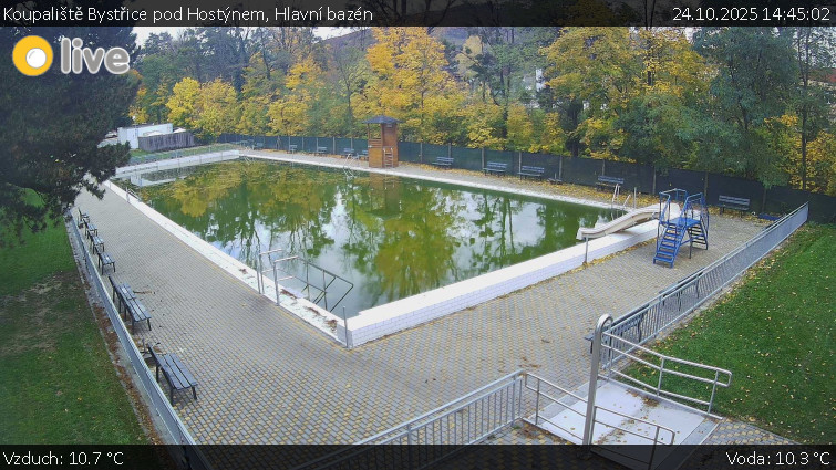 Koupaliště Bystřice pod Hostýnem - Hlavní bazén - 24.10.2025 v 14:45 Koupaliště Bystřice pod Hostýnem - Hlavní bazén - 24.10.2025 v 14:45