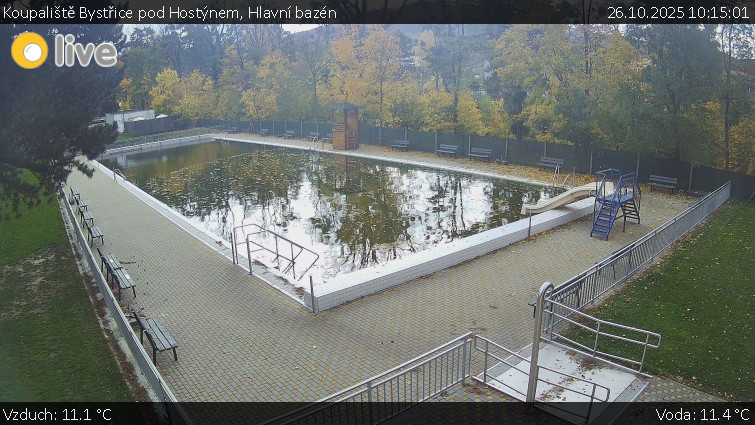 Koupaliště Bystřice pod Hostýnem - Hlavní bazén - 26.10.2025 v 10:15 Koupaliště Bystřice pod Hostýnem - Hlavní bazén - 26.10.2025 v 10:15