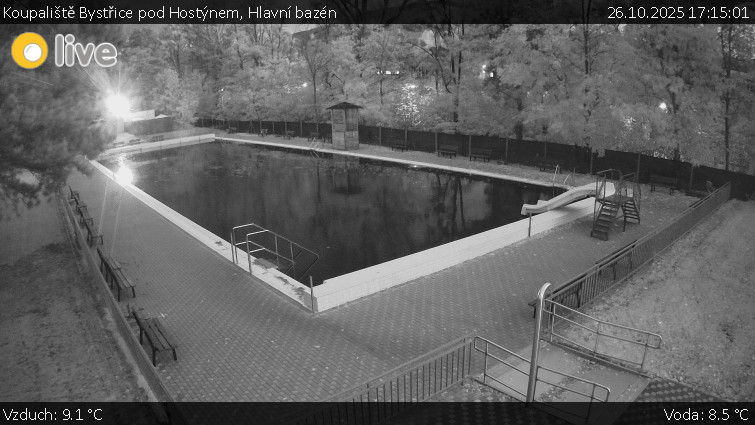 Koupaliště Bystřice pod Hostýnem - Hlavní bazén - 26.10.2025 v 17:15 Koupaliště Bystřice pod Hostýnem - Hlavní bazén - 26.10.2025 v 17:15