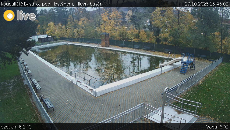 Koupaliště Bystřice pod Hostýnem - Hlavní bazén - 27.10.2025 v 16:45 Koupaliště Bystřice pod Hostýnem - Hlavní bazén - 27.10.2025 v 16:45