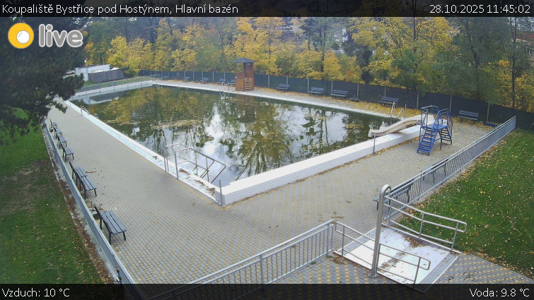 Koupaliště Bystřice pod Hostýnem - Hlavní bazén - 28.10.2025 v 11:45 Koupaliště Bystřice pod Hostýnem - Hlavní bazén - 28.10.2025 v 11:45