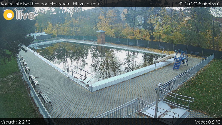 Koupaliště Bystřice pod Hostýnem - Hlavní bazén - 31.10.2025 v 06:45 Koupaliště Bystřice pod Hostýnem - Hlavní bazén - 31.10.2025 v 06:45